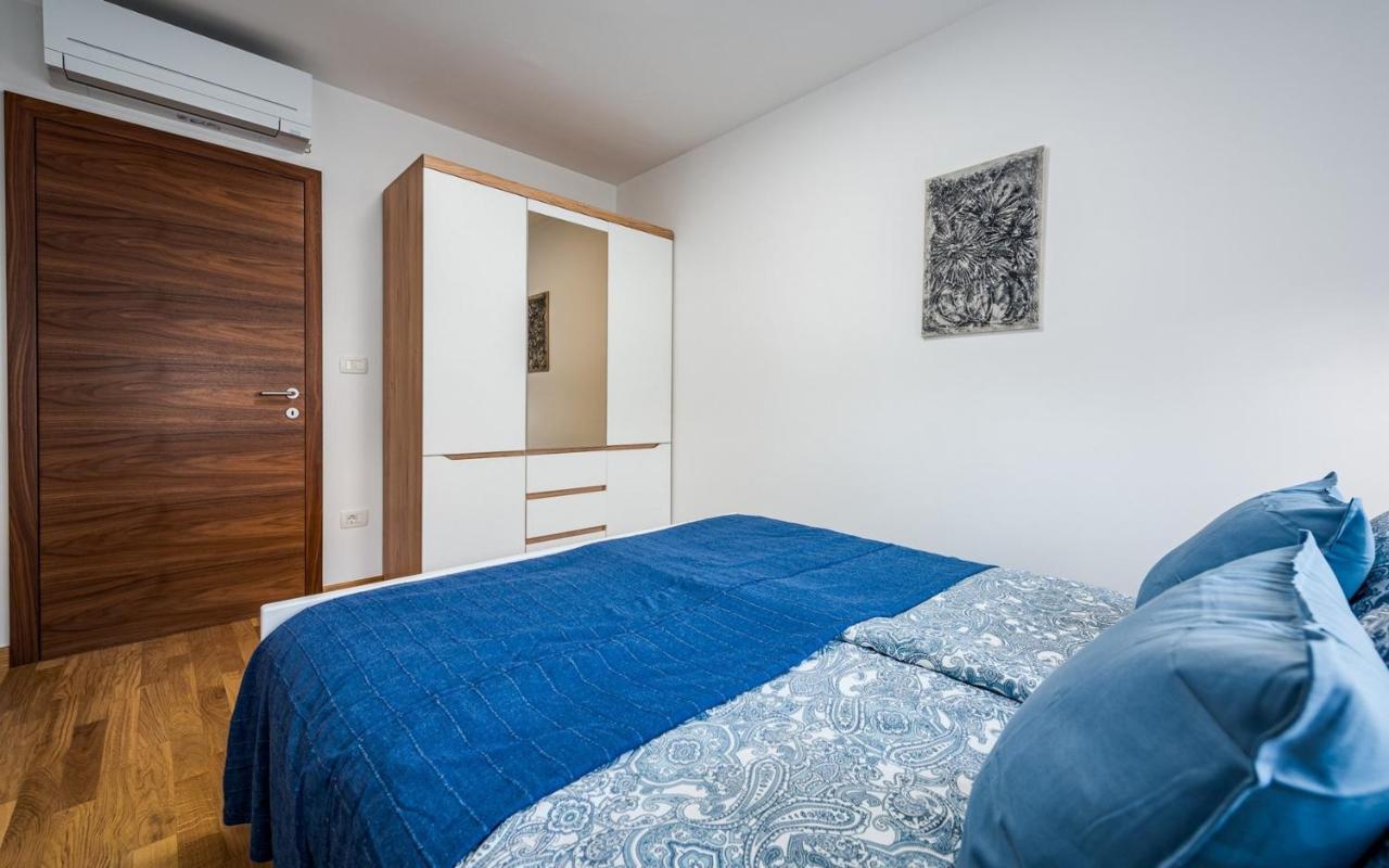 Punta Mary House With Apartment Умаг Екстериор снимка